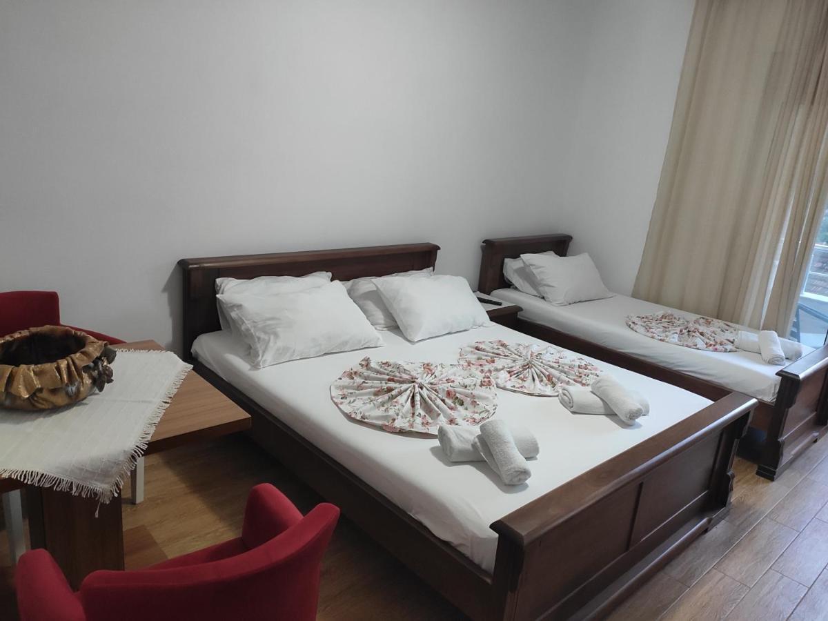 Robi Apartments Ulcinj Bagian luar foto