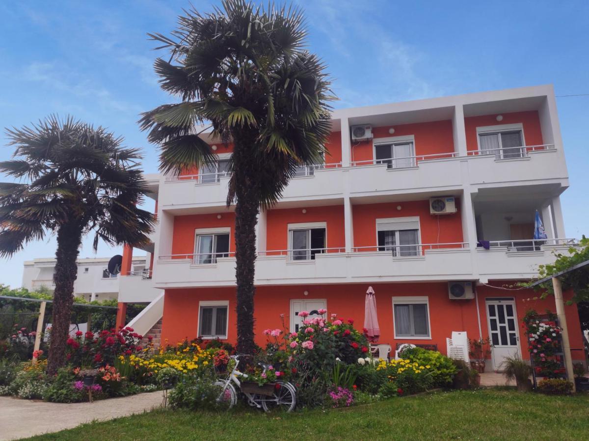 Robi Apartments Ulcinj Bagian luar foto