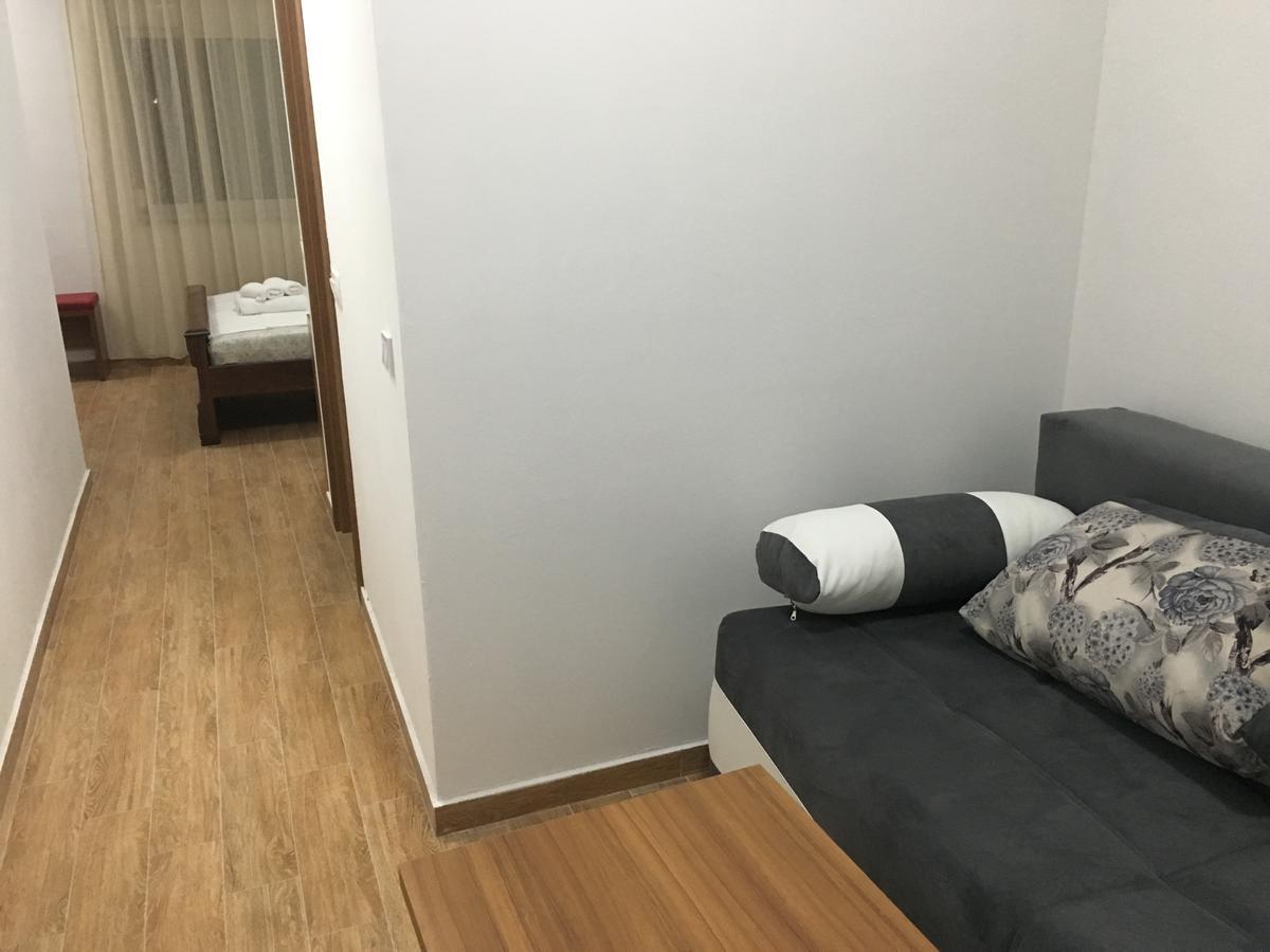 Robi Apartments Ulcinj Bagian luar foto